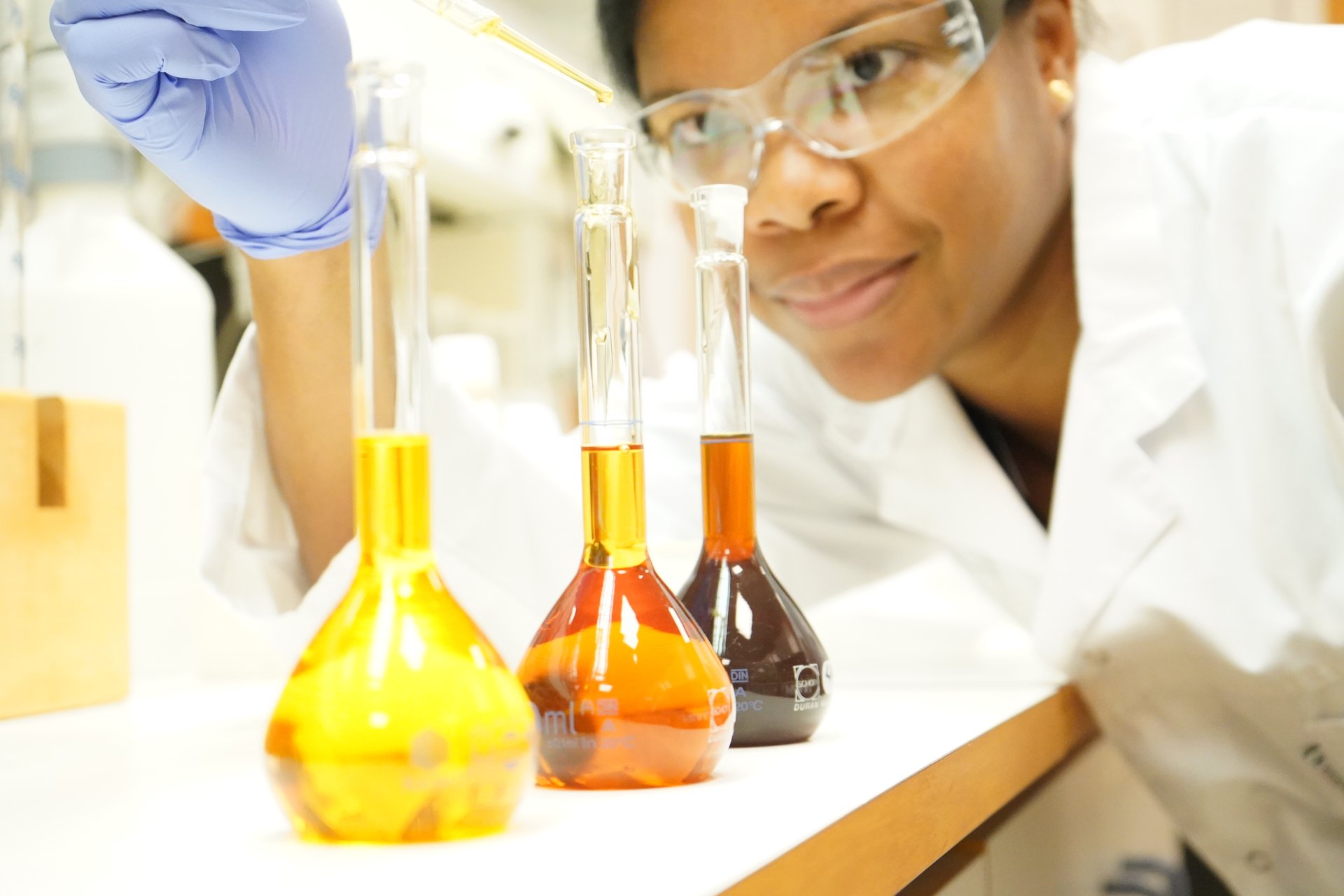 <span id="hs_cos_wrapper_name" class="hs_cos_wrapper hs_cos_wrapper_meta_field hs_cos_wrapper_type_text" style="" data-hs-cos-general-type="meta_field" data-hs-cos-type="text" >Unika oljeanalyser förlänger livslängden på transformatorer</span>