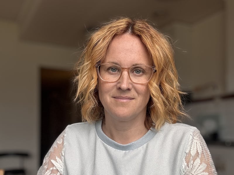 Möt Elin Sandström – från ambulanshelikopter till energibranschen med säkerheten i fokus
